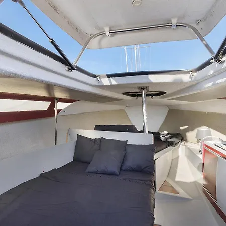 Botel Voilier Eolia Le Barcarès
